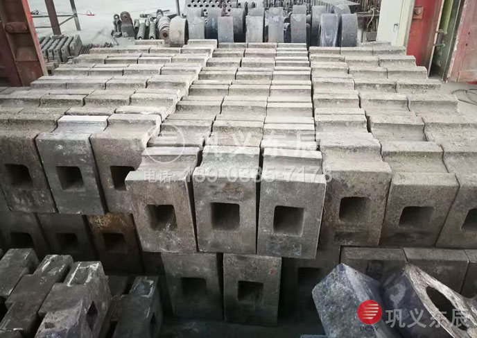 耐磨高鉻復(fù)合錘頭